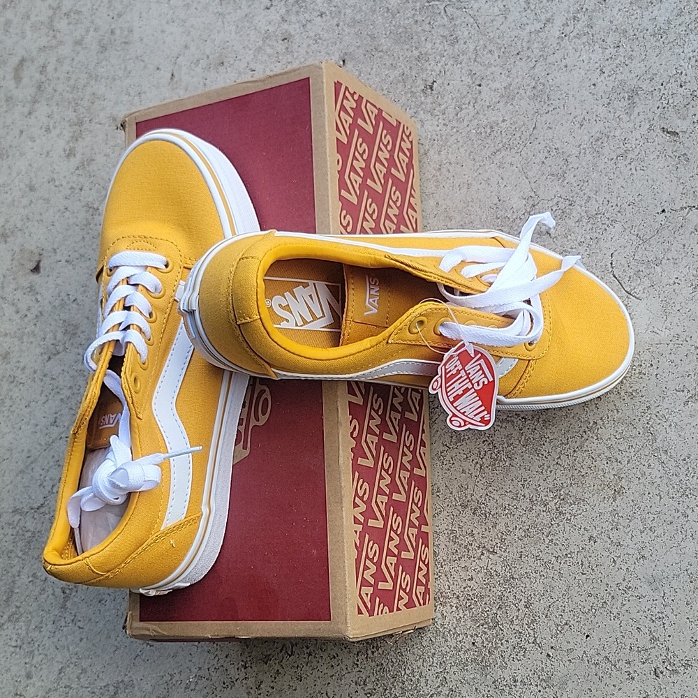 Vans Women's US 7 Mango Mojito